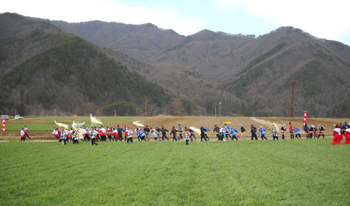 100403igura1.jpg